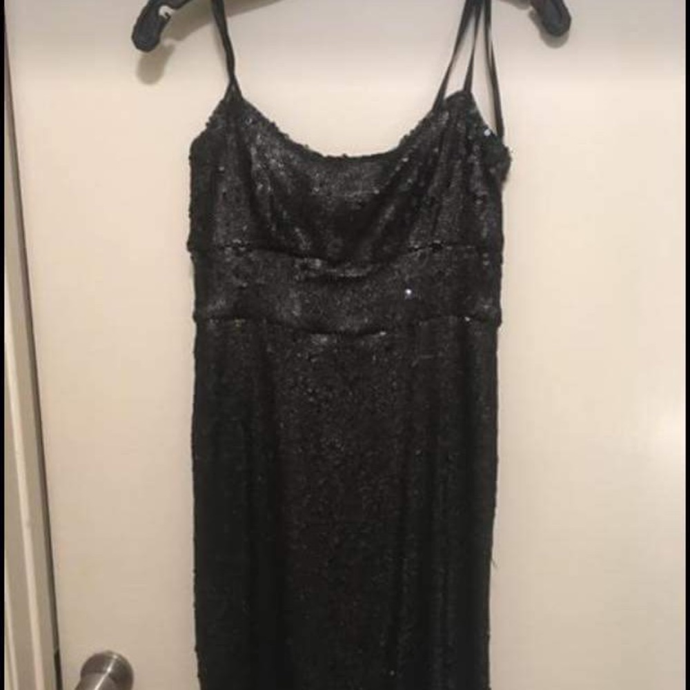 BCBG max azria Alese sequin dress size M